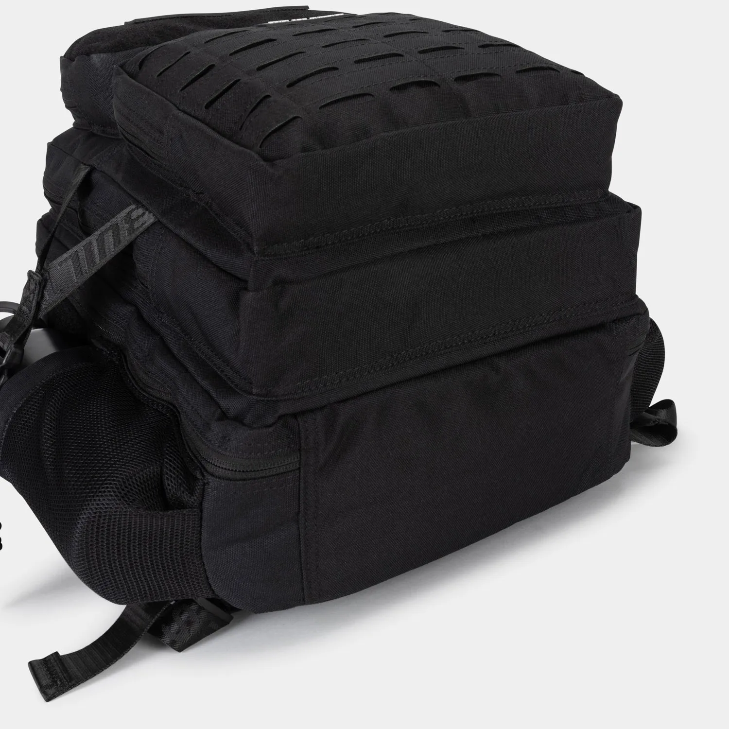 BUILT FOR ATHLETES - 25L HERO 2.0 BACKPACK - BLACK