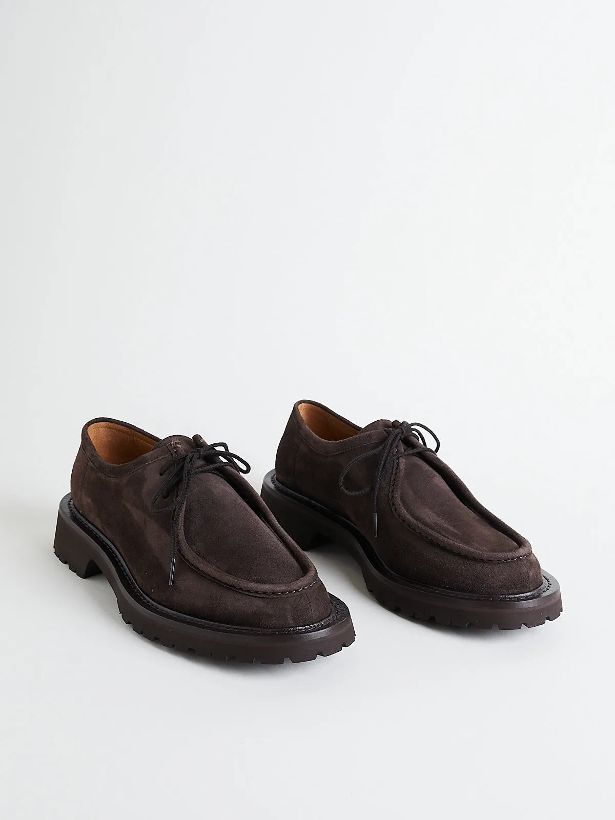 Lace-Up Shoe in Dark Brown Suede