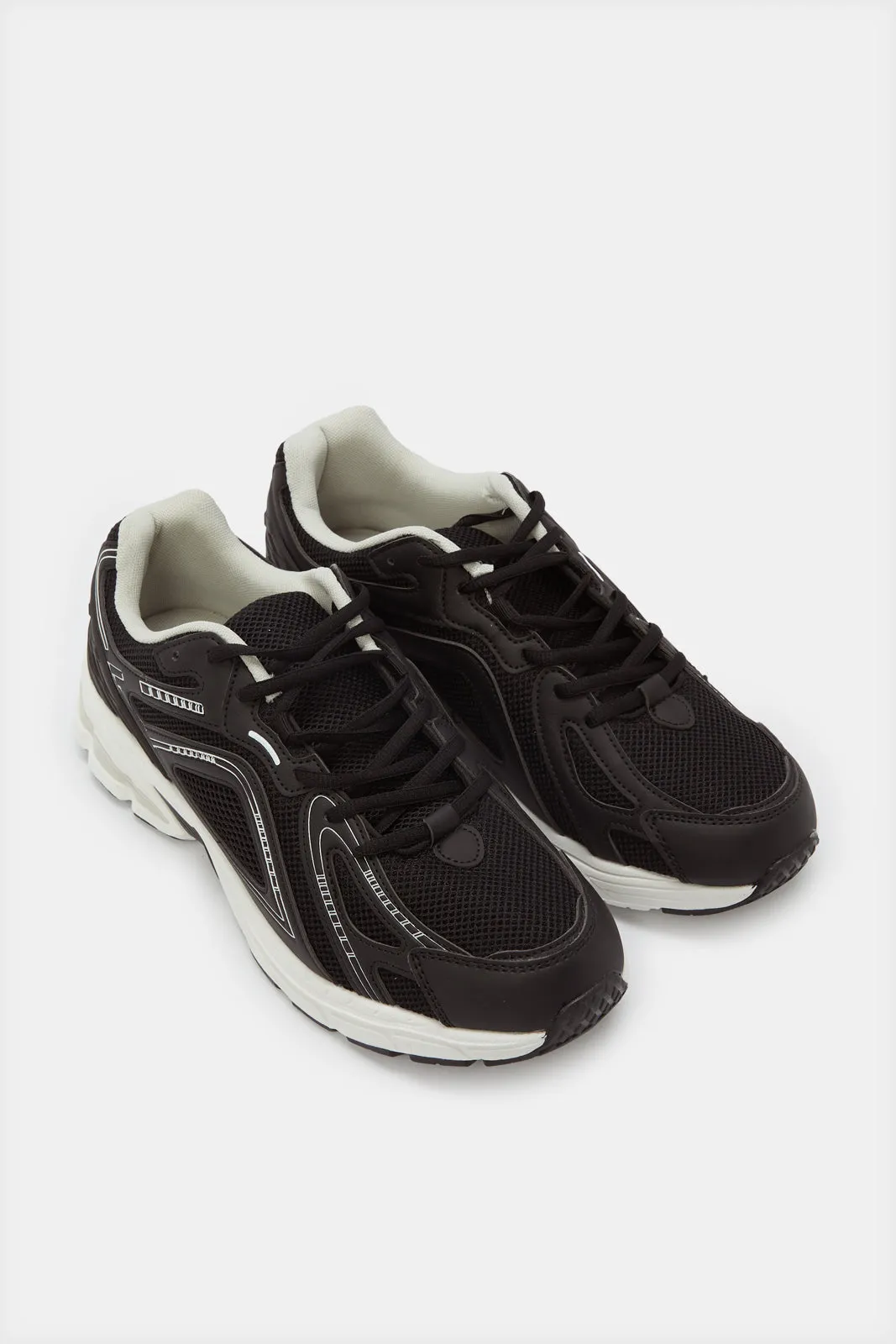 Men Black Material Block Trainer