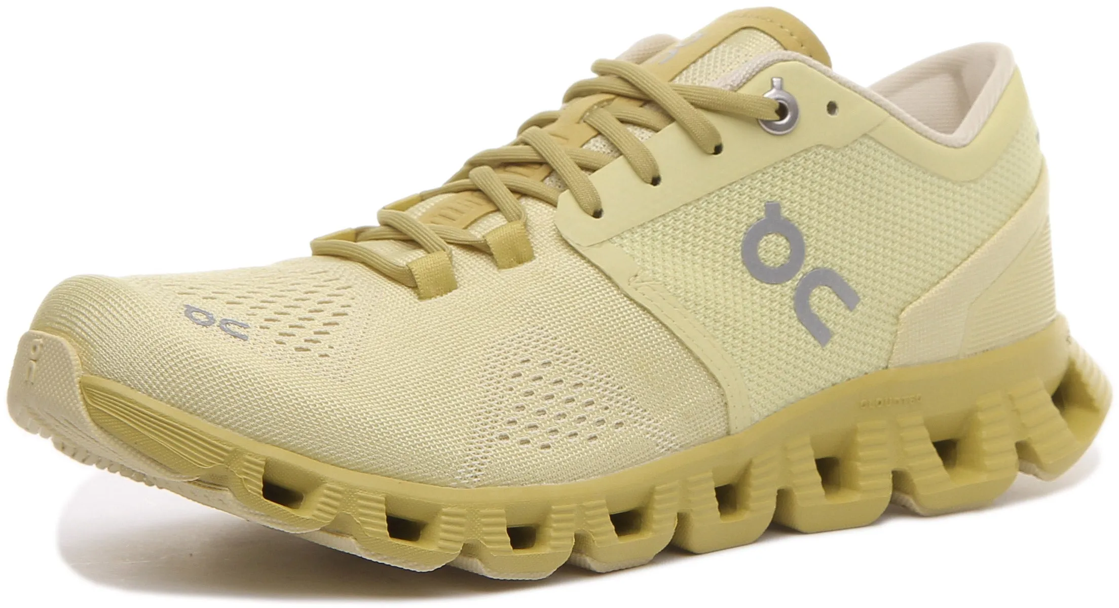 On Running Cloud X In Yellow For Womens